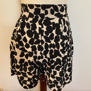 H&M | High waisted soft shorts